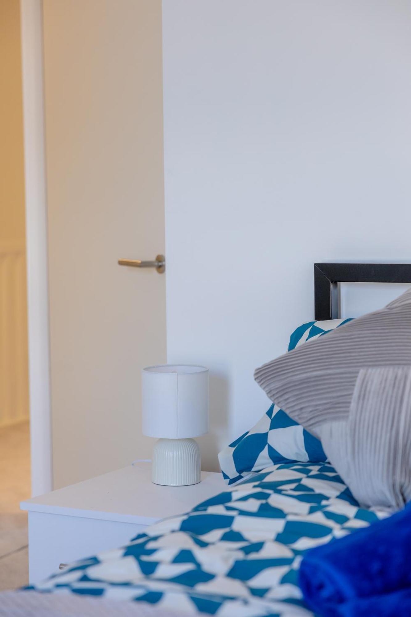 Stunning Modern 3 Bedroom Townhouse - Perfect Getaway مانشستر المظهر الخارجي الصورة