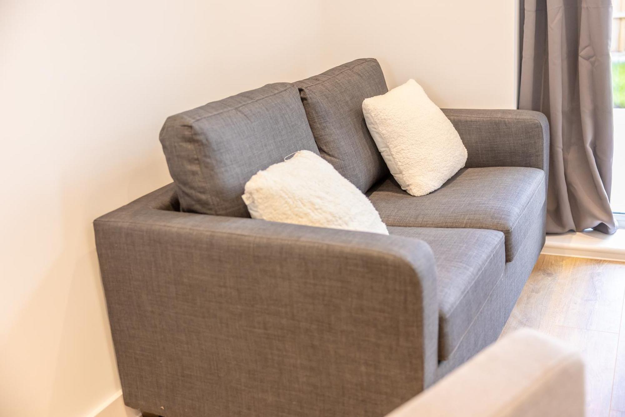 Stunning Modern 3 Bedroom Townhouse - Perfect Getaway مانشستر المظهر الخارجي الصورة